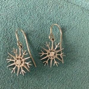 14 kt gold hook diamond snowflake earrings